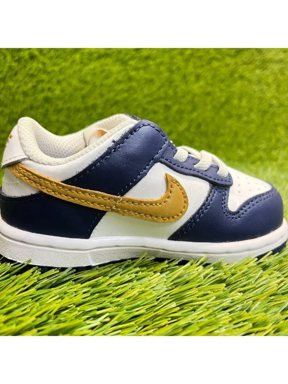 Nike Dunk Low Toddler Size 7C White Blue Athletic Walking Leather Shoes Sneakers